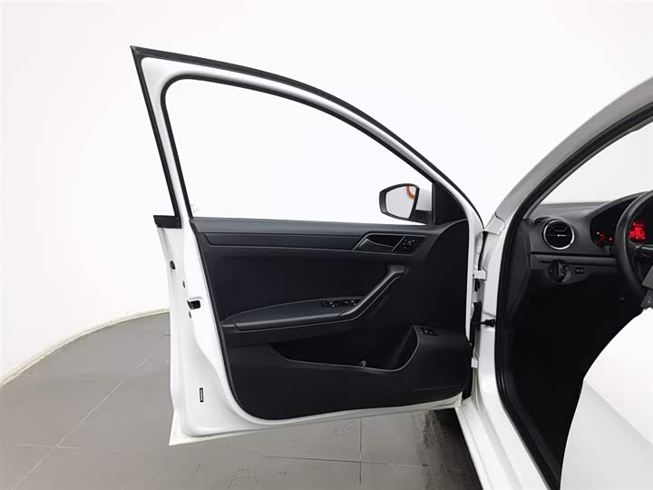 Jetta VA3 2021 2021款 1.5L 手动进取版