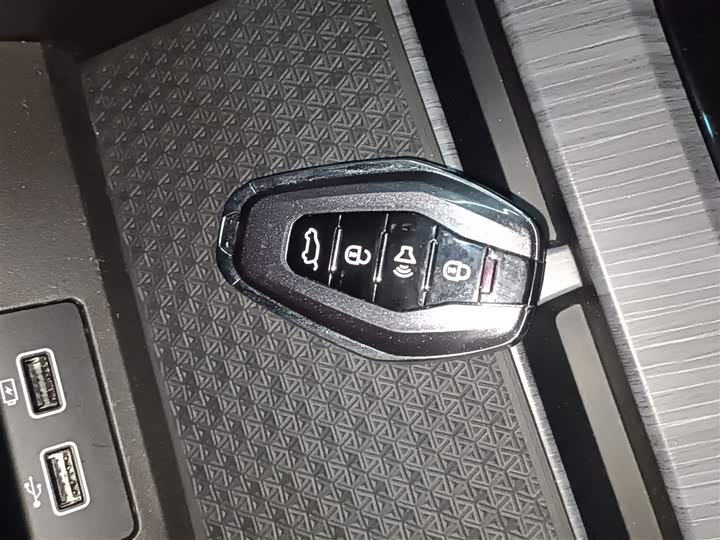 Jetour X90 Plus 2024 2024款 1.6TD DCT别墅 7座