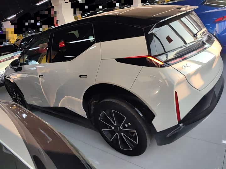 Zeekr X 2025 2025款 五座长续航版