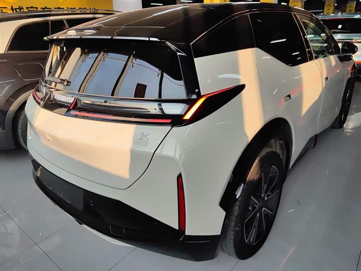 Zeekr X 2025 2025款 五座长续航版