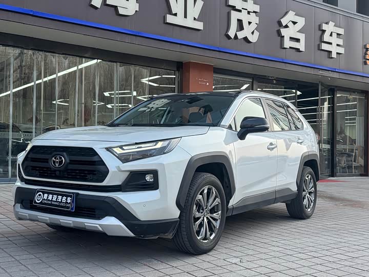 Toyota RAV4 2024 2024款 2.0L CVT四驱探险Plus版