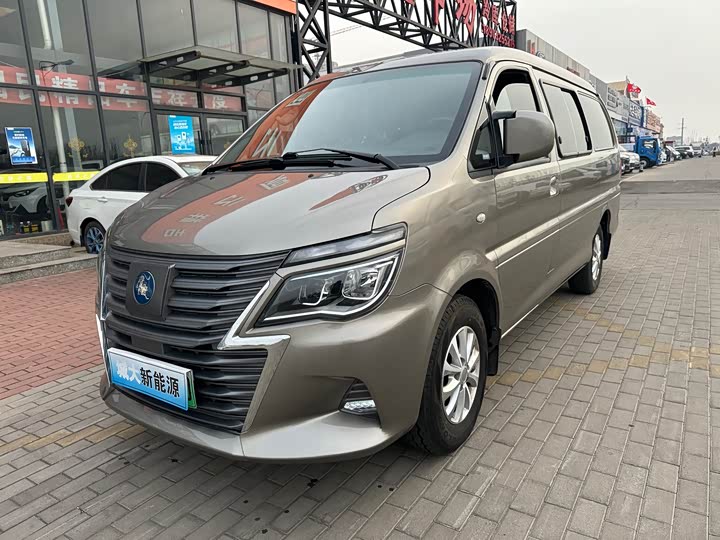 Dongfeng Forthing Lingzhi M5 EV 2022 2022款 客运版 标准型 9座