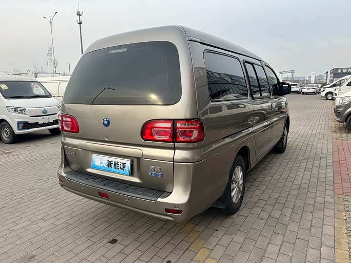 Dongfeng Forthing Lingzhi M5 EV 2022 2022款 客运版 标准型 9座