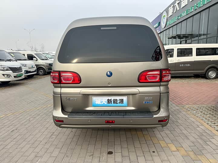 Dongfeng Forthing Lingzhi M5 EV 2022 2022款 客运版 标准型 9座