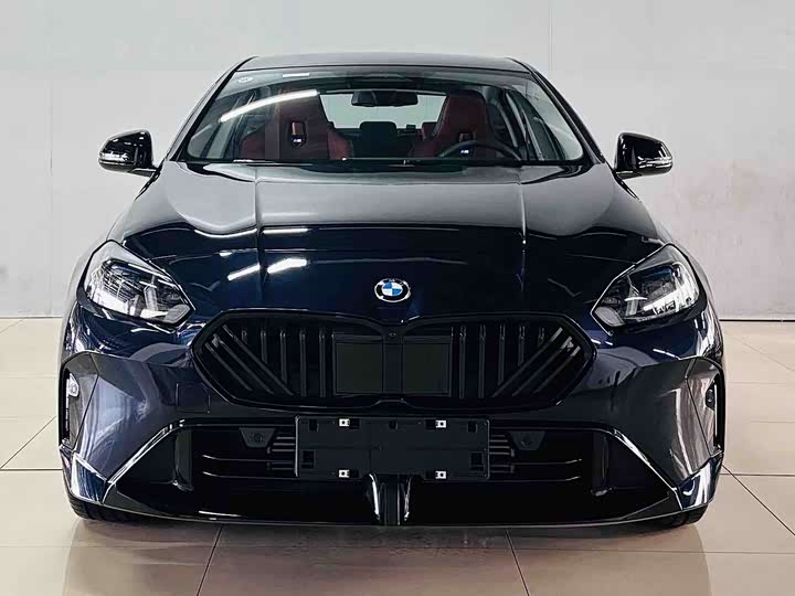 BMW 2 Series 2025 2025款 225L M运动曜夜套装