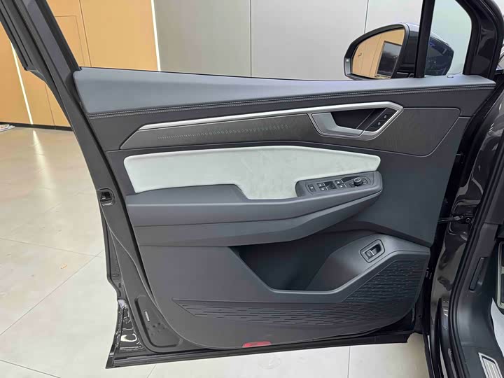 Volkswagen Talagon 2026 2026款 450TSI 四驱旗舰 6座