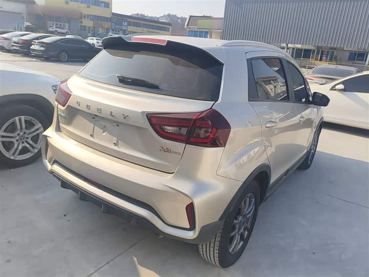 Geely Vision X3 2021 2021款 PRO 1.5L CVT尊贵型