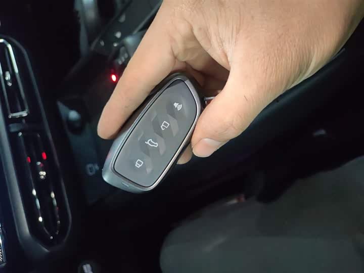 Haval H-Dog Hybrid 2023 2023款 DHT-PHEV 105km 潮电版Plus