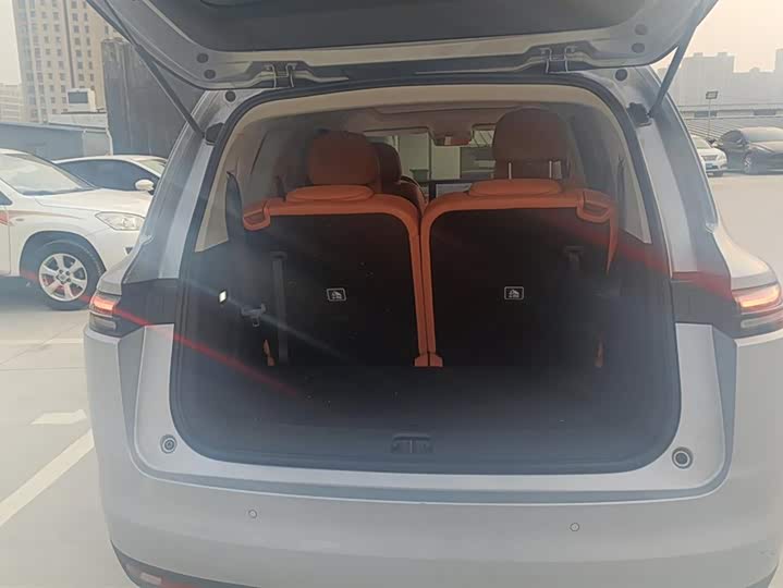 Leapmotor C16 2024 2024款 增程 200智享版