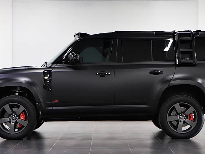 Land Rover Defender 2025 2025款 110 3.0T P400 X-Dynamic HSE