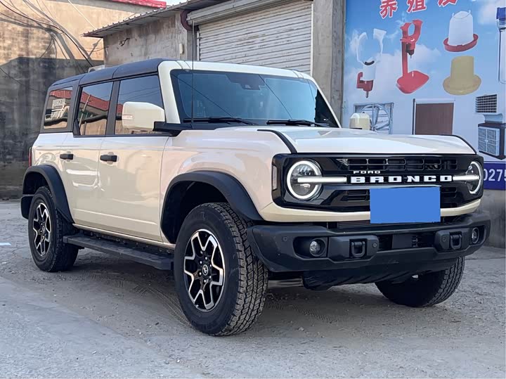 Ford Bronco 2024 2024款 2.3T 长滩