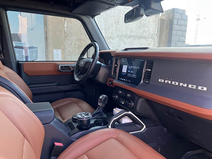 Ford Bronco 2024 2024款 2.3T 长滩