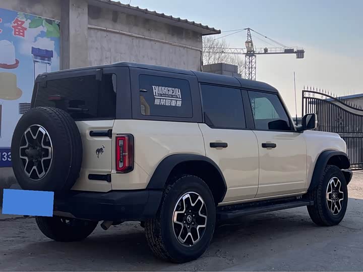 Ford Bronco 2024 2024款 2.3T 长滩