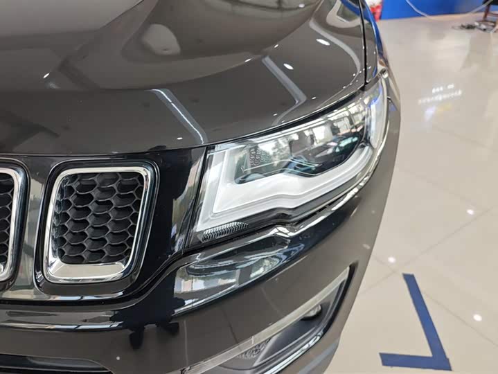 Jeep Compass 2020 2020款 220T 自动精英版