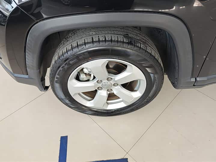 Jeep Compass 2020 2020款 220T 自动精英版