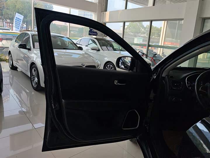 Jeep Compass 2020 2020款 220T 自动精英版