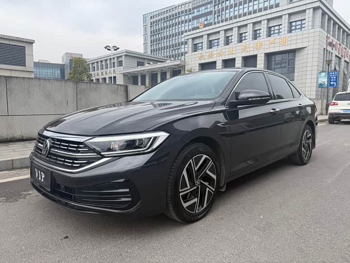 Volkswagen Sagitar L 2025 2025款 300TSI DSG超越版
