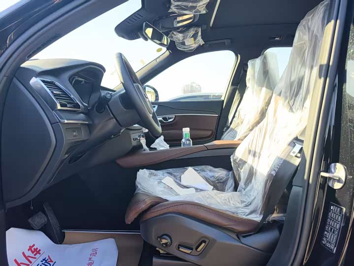 Volvo XC90 2025 2025款 B6 智雅豪华版 7座