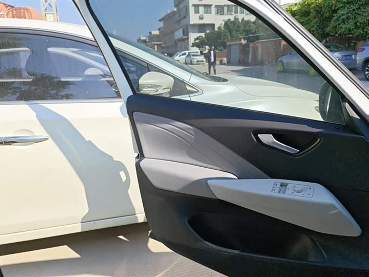 Volkswagen ID.3 2025 2025款 聪明款 极智氧气版