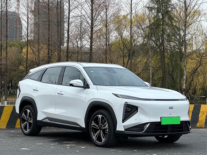 Geely Galaxy L7 2025 2025款 EM-i 115km 探索+版