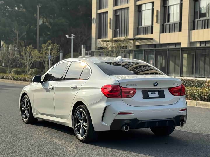 BMW 1 Series 2023 2023款 120i M运动版