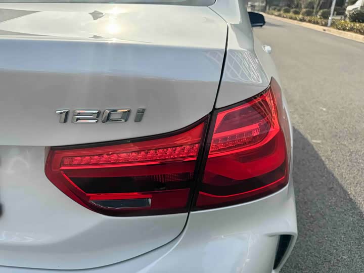 BMW 1 Series 2023 2023款 120i M运动版