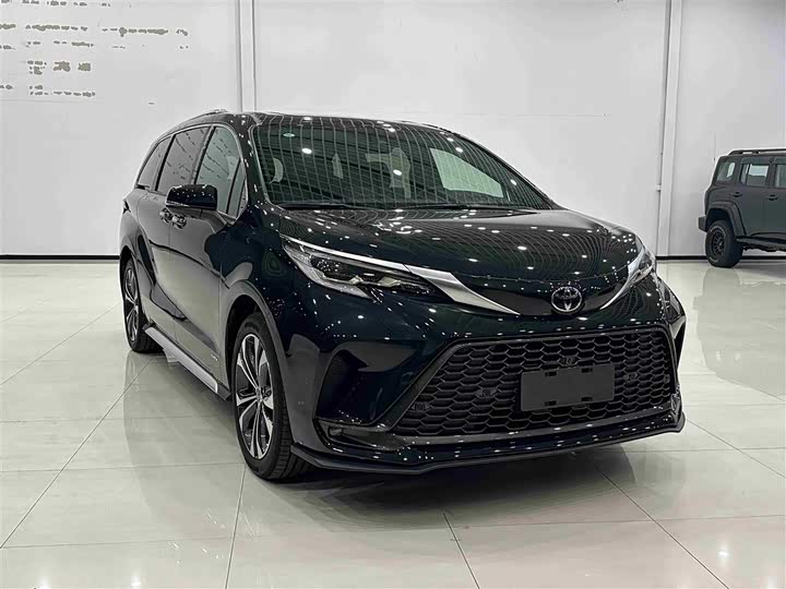 Toyota Granvia 2024 2024款 2.5L混动 尊贵PLUS版