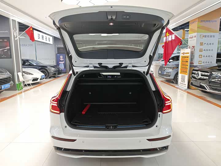 Volvo V60 2024 2024款 B5 智远运动版