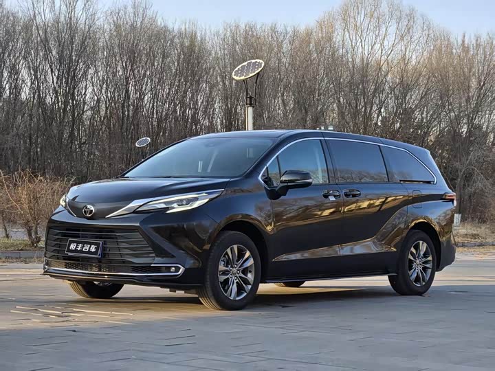 Toyota Sienna 2026 2026款 2.5L 双擎两驱舒适版