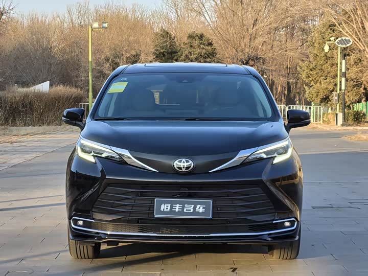 Toyota Sienna 2026 2026款 2.5L 双擎两驱舒适版