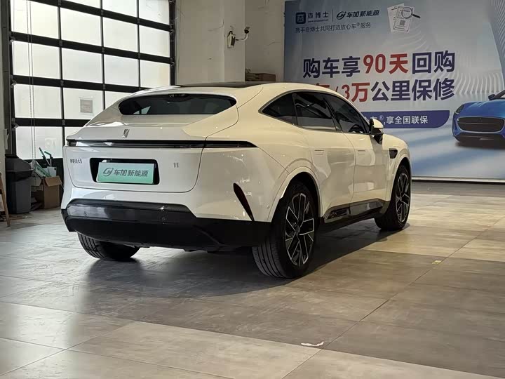 Avatr 11 2023 2023款 鸿蒙版 智享升级款 90度 后驱版