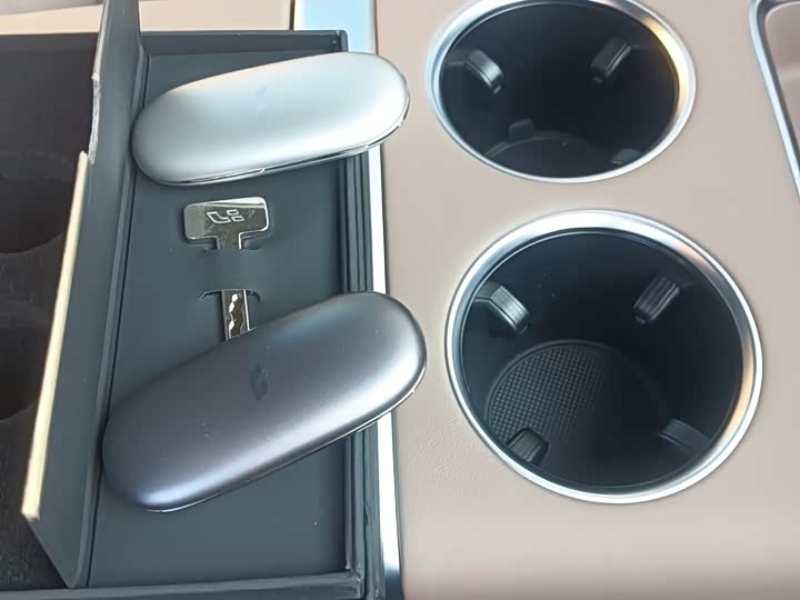 LiXiang L7 2025 2025款 Ultra 智能焕新版