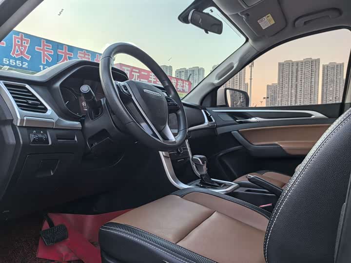 Maxus T70 2022 2022款 2.0T柴油自动两驱澳洲版长箱