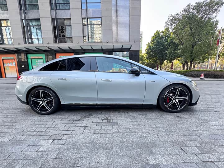 Mercedes-Benz EQE AMG 2023 2023款 AMG EQE 53 4MATIC+