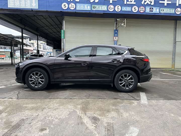 Mazda CX-4 2021 2021款 2.0L 自动两驱蓝天活力版