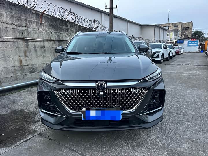 Changan X7 Plus 2024 2024款 1.5T 自动尊贵型 7座