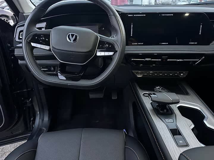 Changan X7 Plus 2024 2024款 1.5T 自动尊贵型 7座