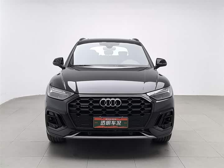 Audi Q5L 2025 2025款 45周年典藏版 40 TFSI 时尚动感型
