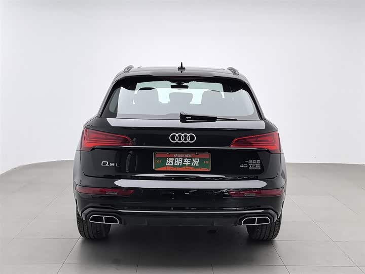 Audi Q5L 2025 2025款 45周年典藏版 40 TFSI 时尚动感型