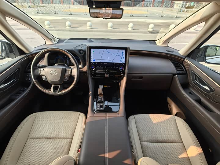 Toyota Alphard 2024 2024款 双擎 2.5L 臻享版