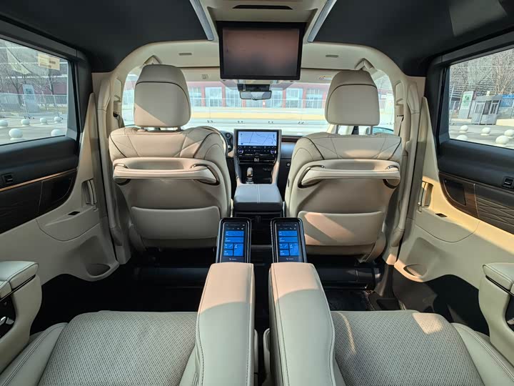 Toyota Alphard 2024 2024款 双擎 2.5L 臻享版