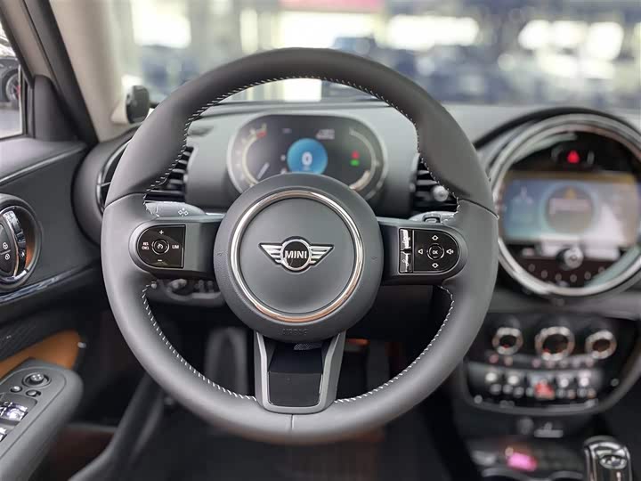 Mini Clubman 2023 2023款 改款 1.5T COOPER 鉴赏家