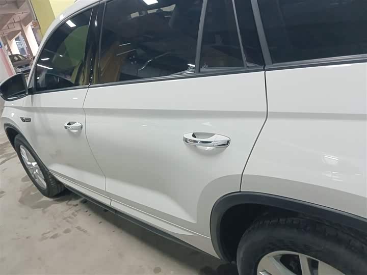 Skoda Kodiaq 2022 2022款 TSI330 5座两驱尊享版
