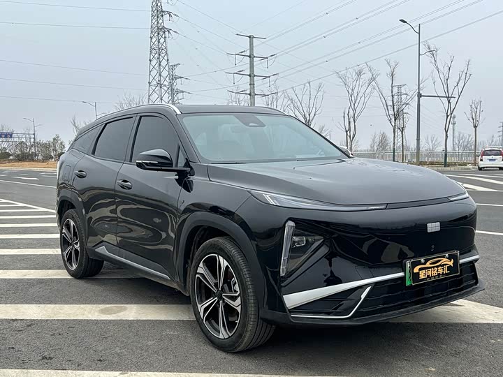 2025 Geely Galaxy L7