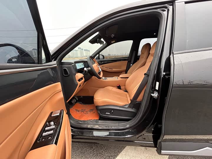 2025 Geely Galaxy L7