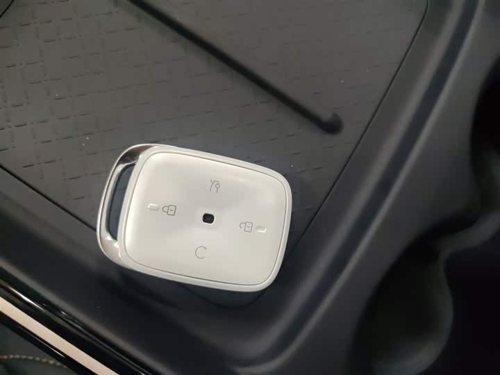 BAIC Arcfox T1 2025 2025款 425 PRO