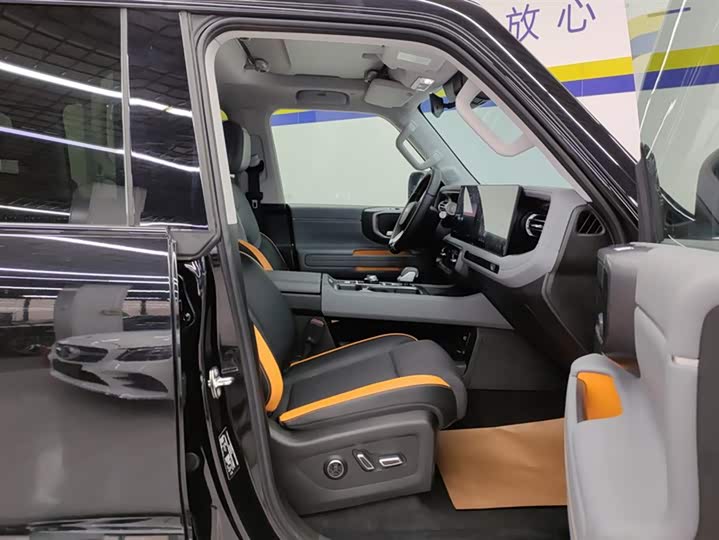 BAIC Beijing BJ40 2024 2024款 2.0D 全新刀锋英雄穿越者