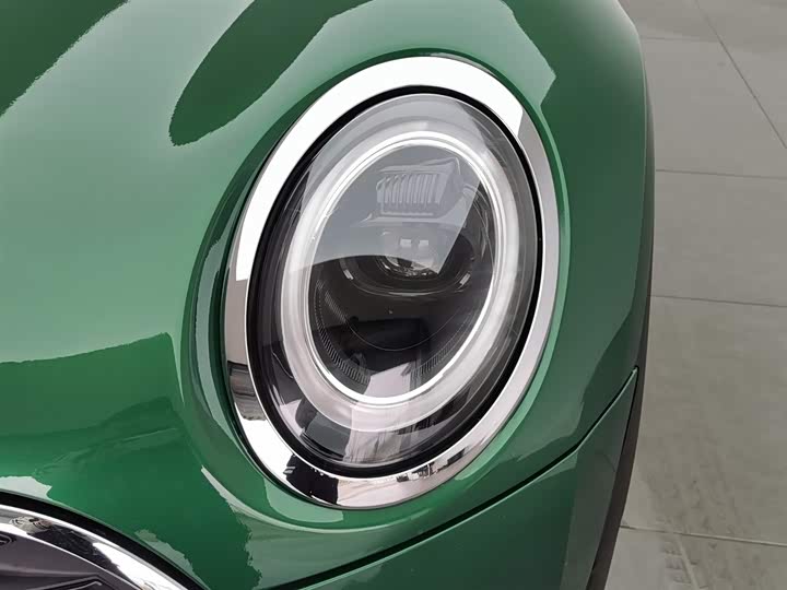 Mini Clubman 2023 2023款 1.5T COOPER 经典派