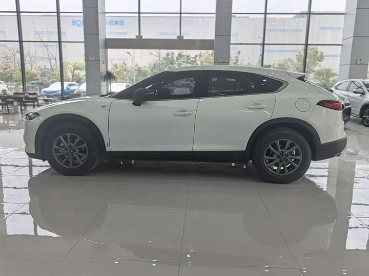 Mazda CX-4 2021 2021款 2.0L 自动两驱蓝天活力版