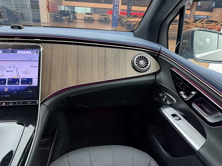 Mercedes-Benz EQE SUV 2023 2023款 350 4MATIC 豪华版